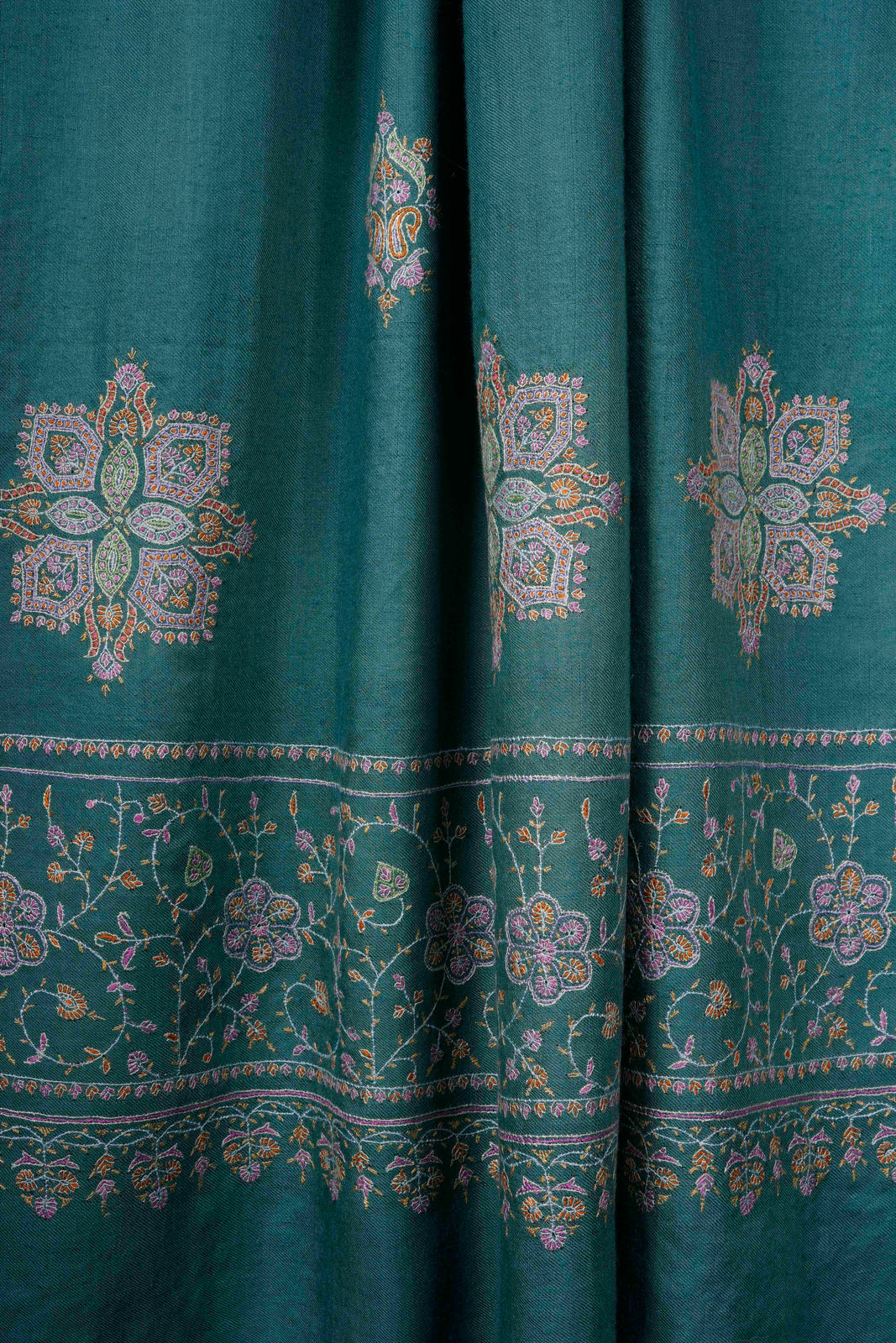 Green Big Border And Boteh Motif Embroidery Cashmere Pashmina Shawl