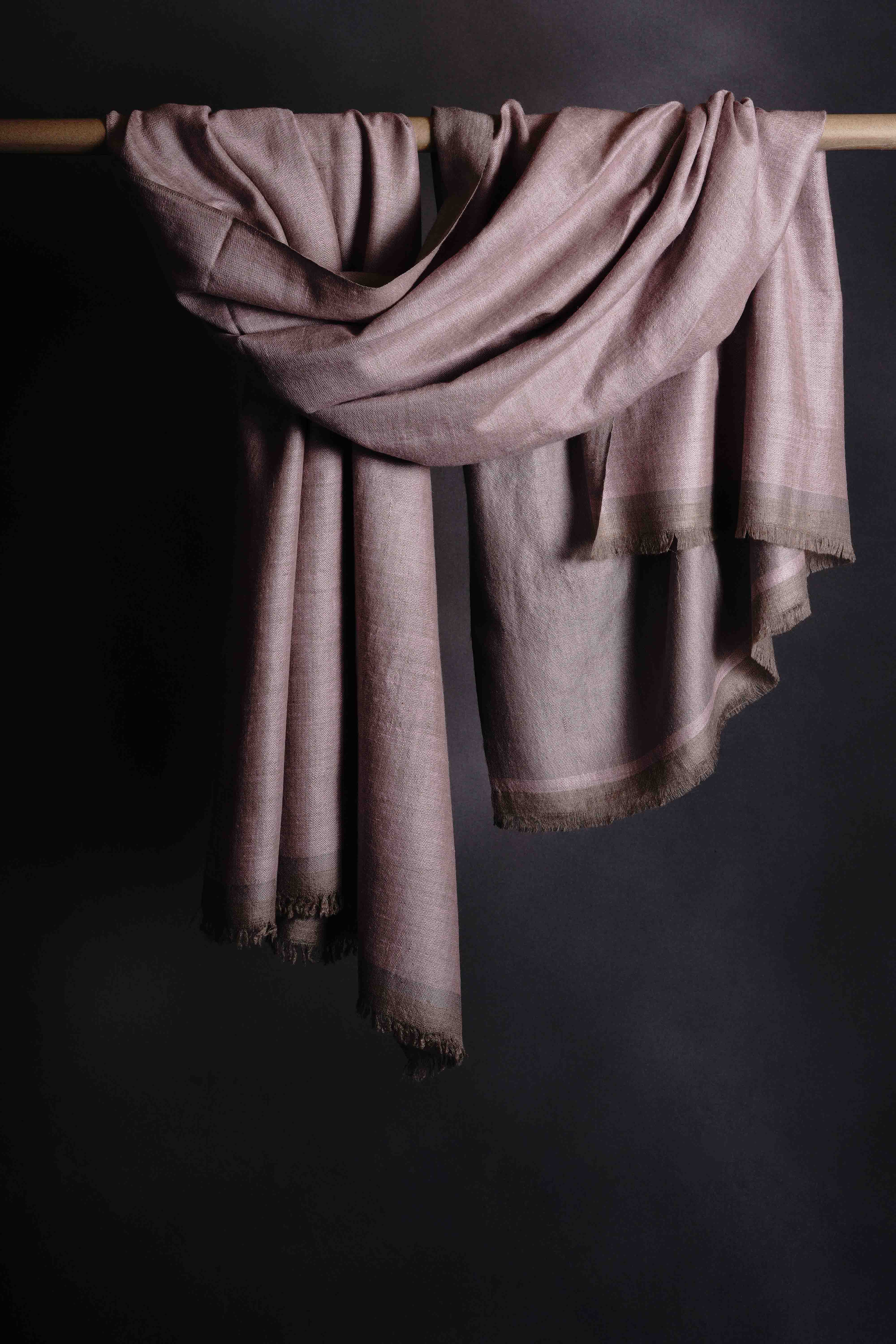 Reversible Light Pink And Grey Handwoven Cashmere Pashmina Shawl