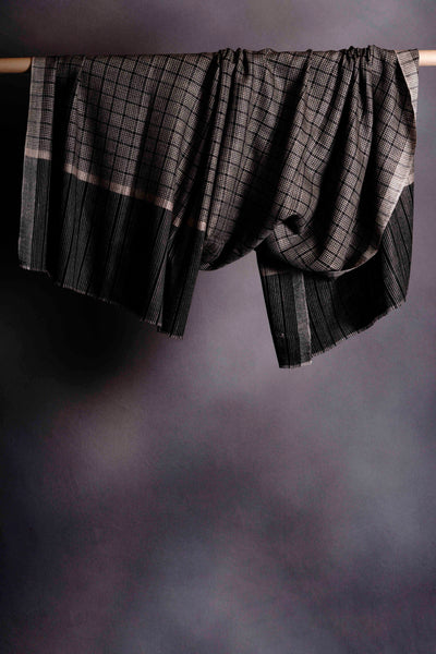 Small Black Check Black Border Handwoven Cashmere Pashmina Scarf