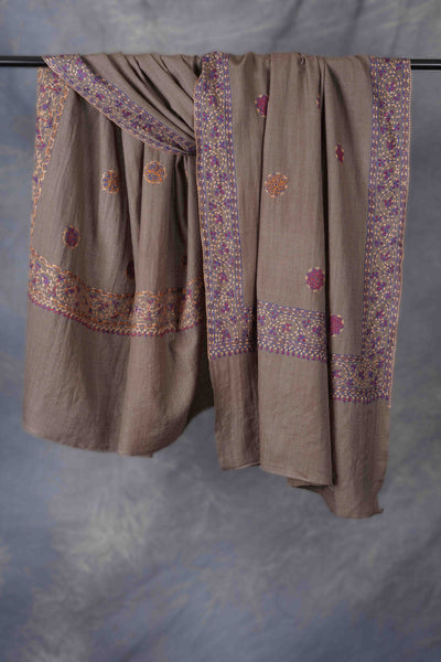 Natural Base Buteh Motif Border Merino wool Embroidery Shawl