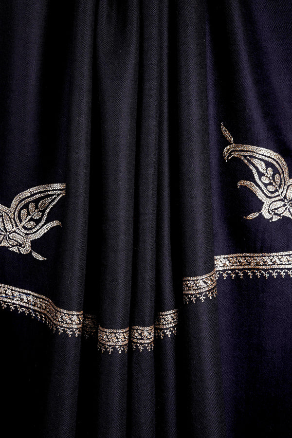 3 yard Black  Base With small border Tilla Embroidery Pashmina Shawl — pashmina shawl detail