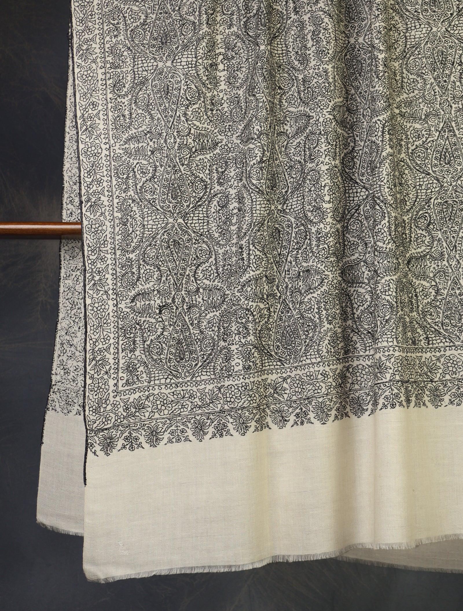 Ivory Jamawar Embroidery Cashmere Pashmina Shawl
