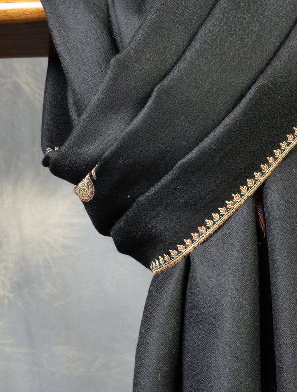 Black Butti-Dar & Border Embroidery Cashmere Pashmina Shawl — pashmina shawl detail