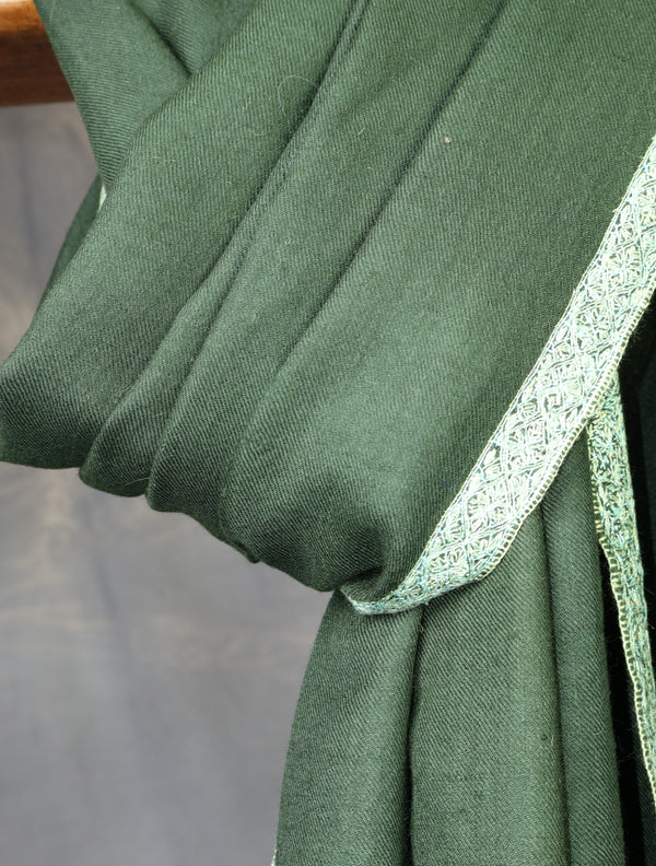 Green Base Border Embroidery Cashmere Pashmina Shawl – detail view