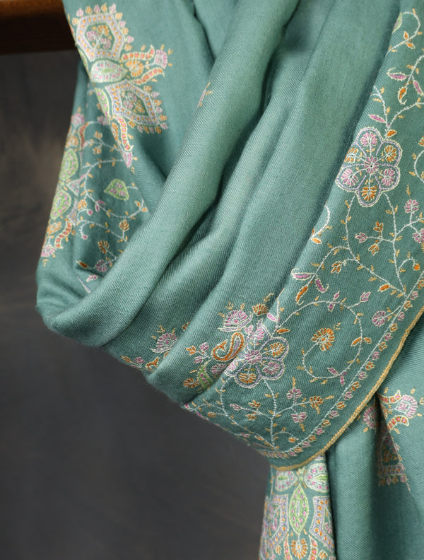 Green Boteh Motif Embroidery Cashmere Pashmina Shawl — pashmina shawl detail