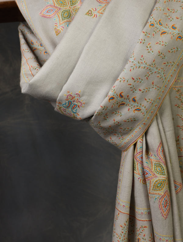 Grey Big Border and Boteh Motif Embroidery Cashmere Pashmina Shawl — pashmina shawl detail