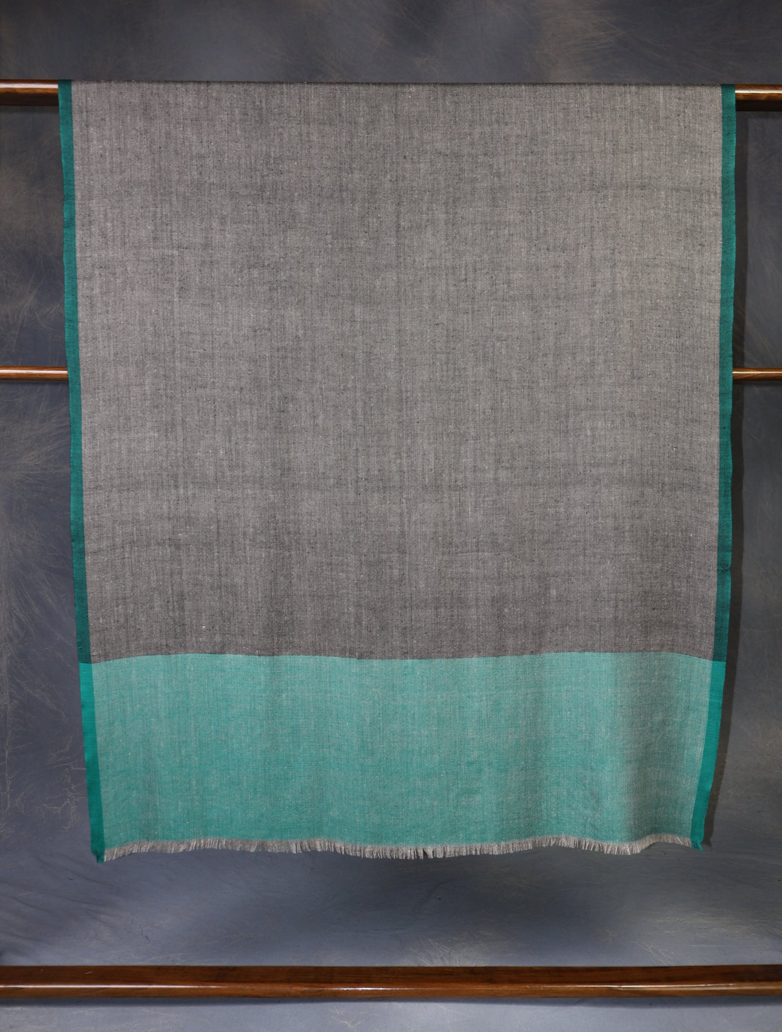 Black Base and Green Border Handwoven Cashmere Pashmina Shawl