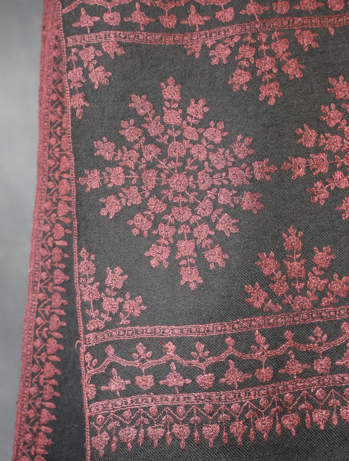 Black Base Big Border Embroidery Cashmere Pashmina Shawl