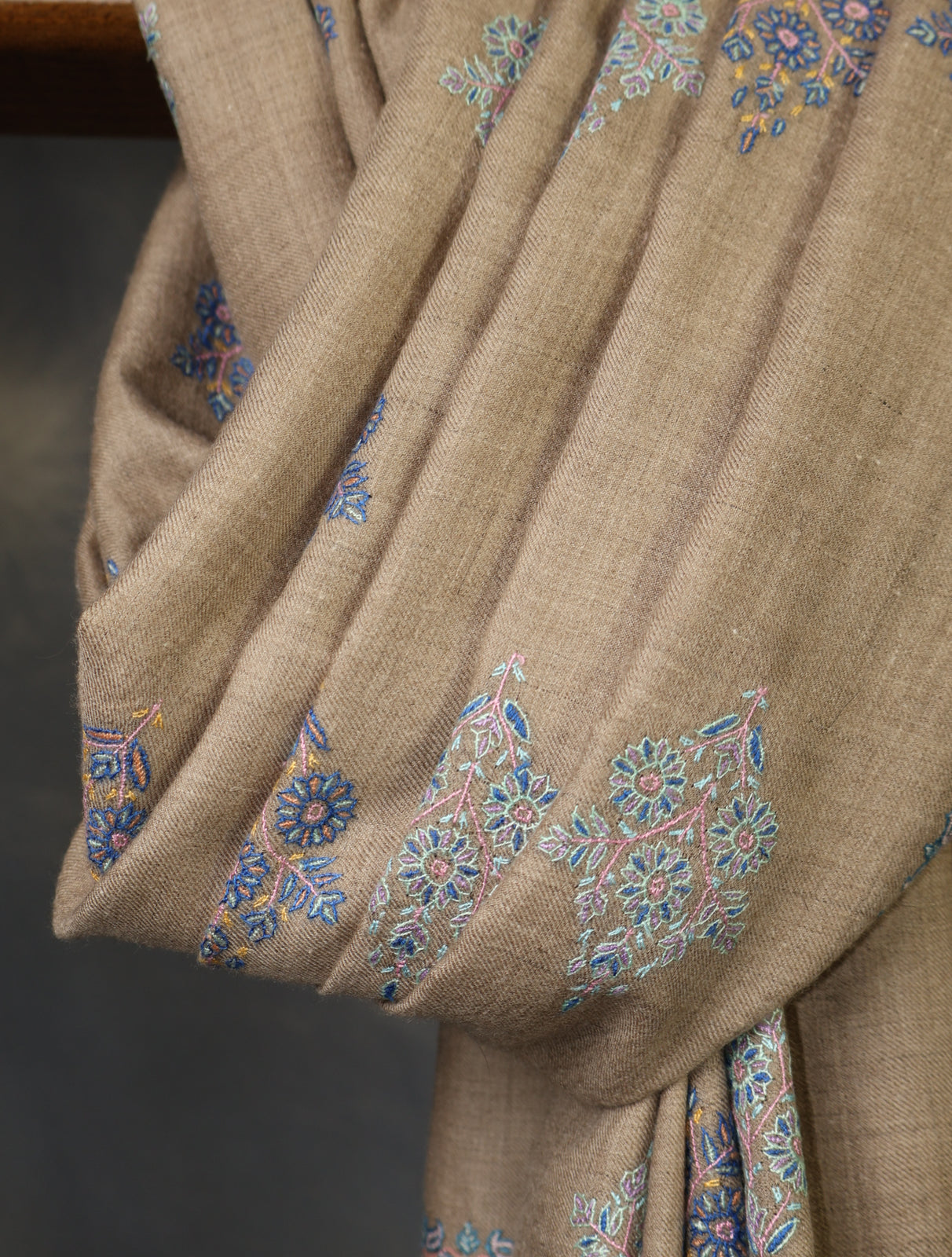 Natural Color Boteh motif Embroidery Cashmere Pashmina Shawl