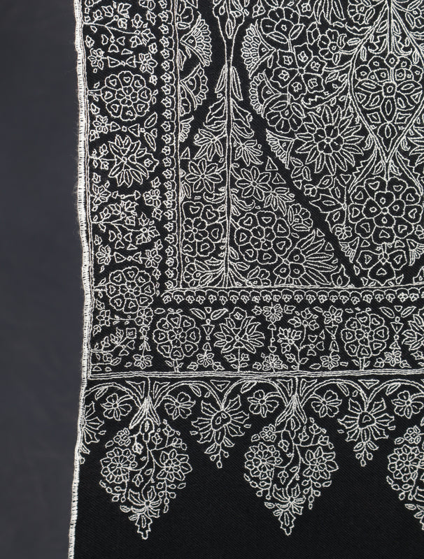 3 Yard Black Base Jamawar Embroidery Handwoven Cashmere Shawl