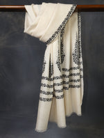 Ivory Base Big Motif Border Embroidery Cashmere Pashmina Shawl