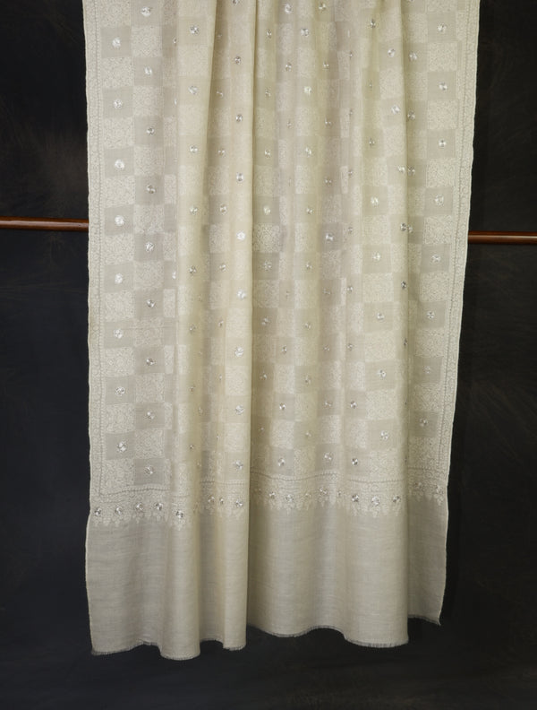 Ivory Base With Checkered Tilla Jali Embroidery Pashmina Shawl — pashmina shawl detail