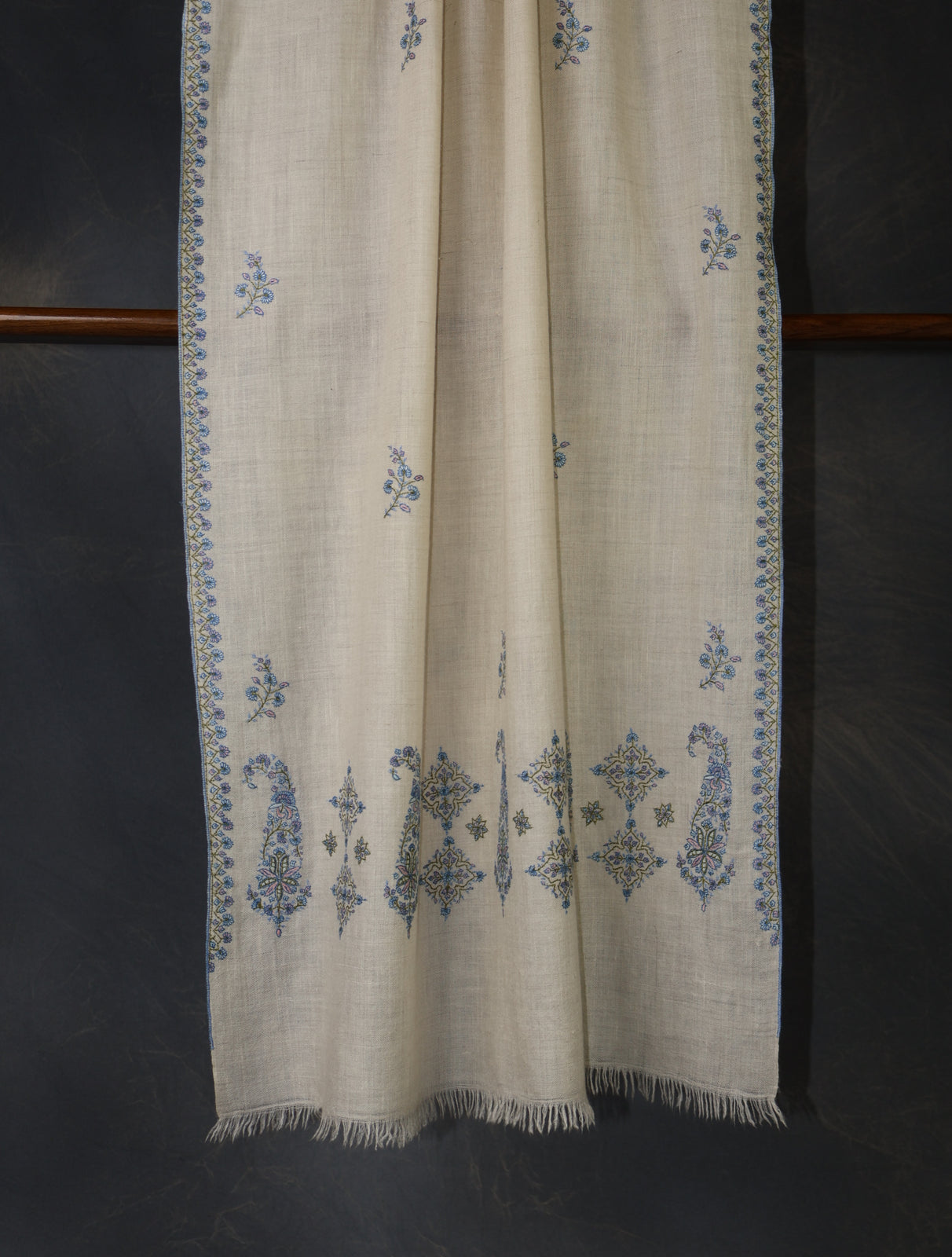 Ivory With Buteh Border Embroidery Cashmere Pashmina Scarf