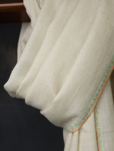 Ivory With Green Big Buteh Border Embroidery Cashmere Pashmina Scarf