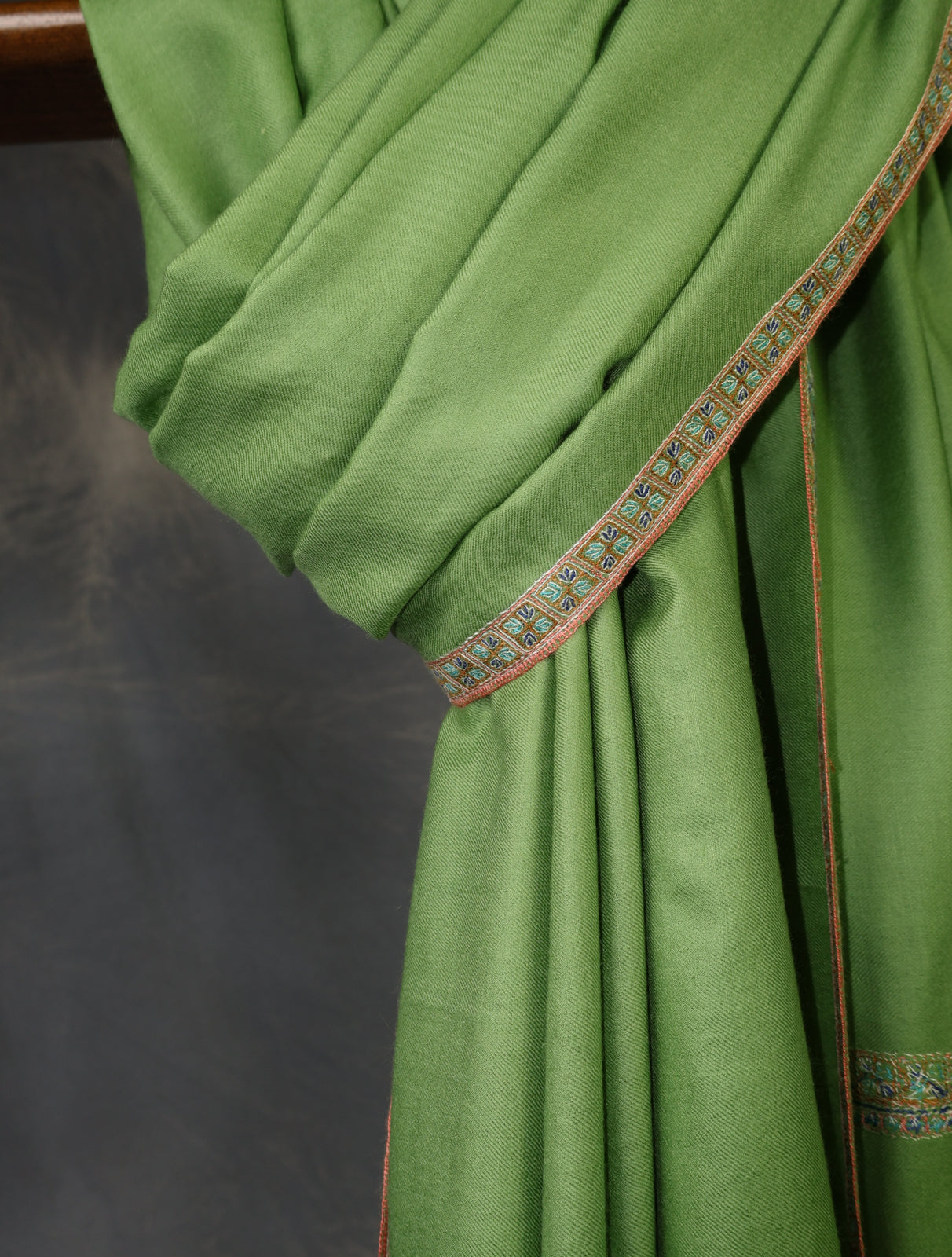 Green Border Embroidery Cashmere Pashmina Scarf