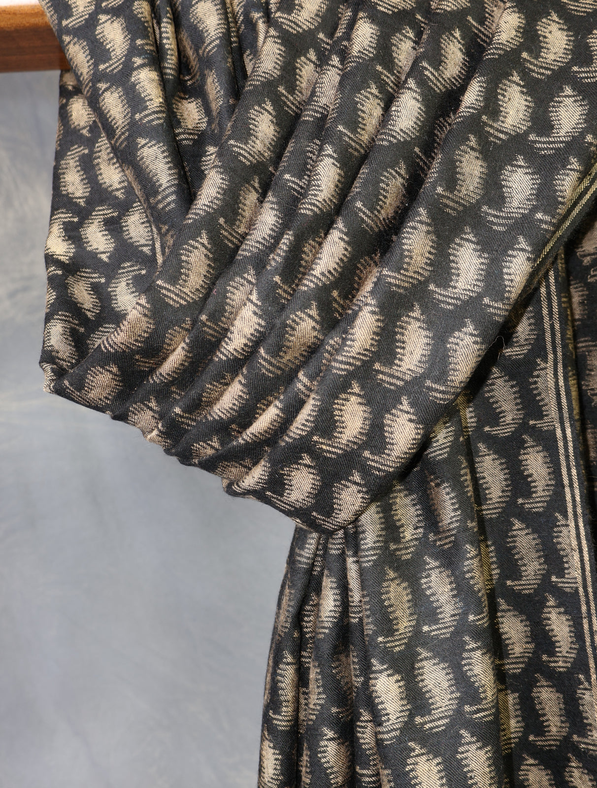 Black Kani with Buteh Pashmina Shawl