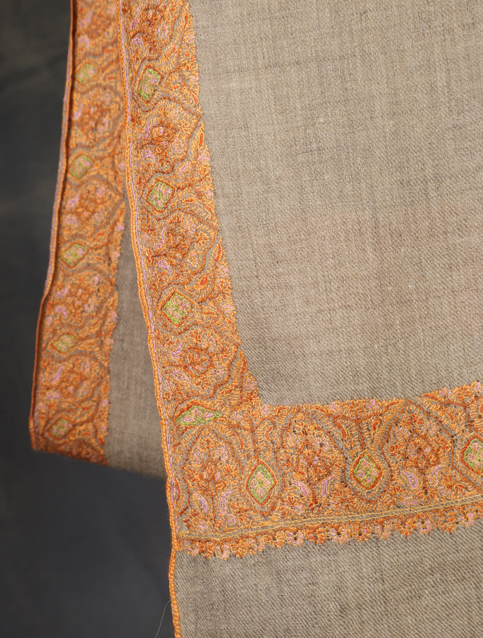 Natural Colour Base Big Border Embroidery Cashmere Pashmina Shawl