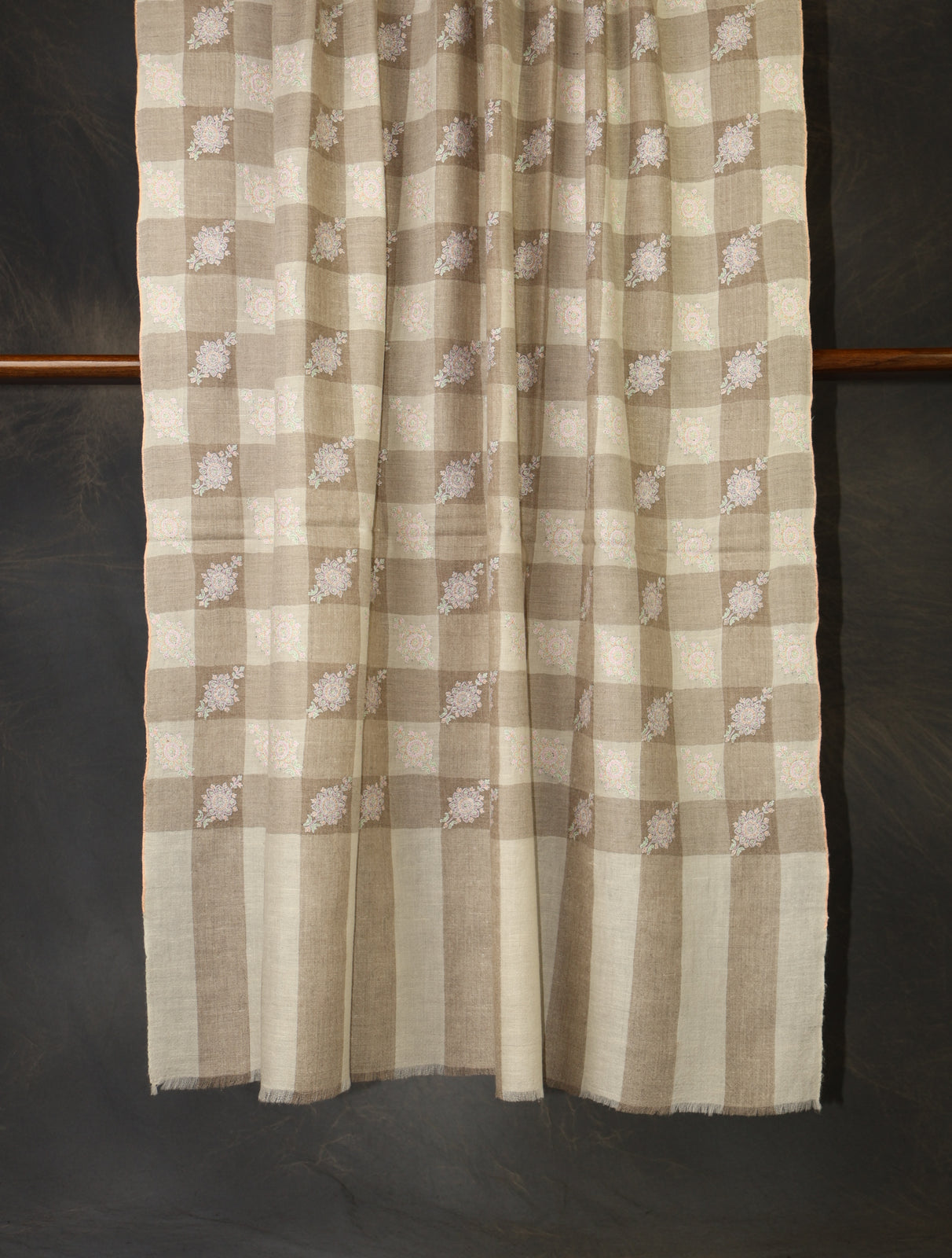 Ivory And Natural Plaid Base Big Motif Jali Embroidery Cashmere Pashmina Shawl
