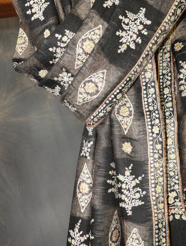 Black and Natural Ikkat Base Motif Embroidery Cashmere Pashmina Shawl — pashmina shawl detail