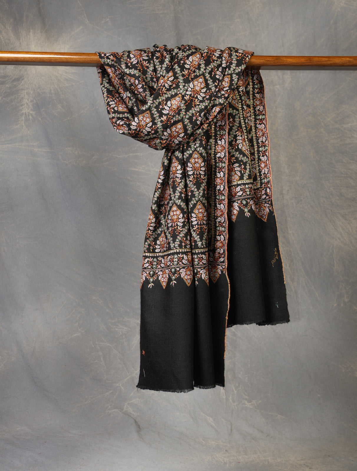 Black Jamawar Embroidery Pashmina Shawl