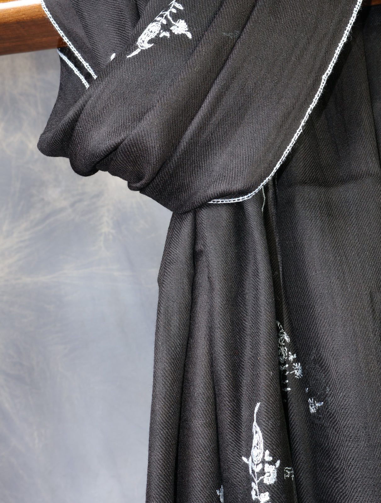 Black Buteh Motif Embroidery Cashmere Pashmina Scarf