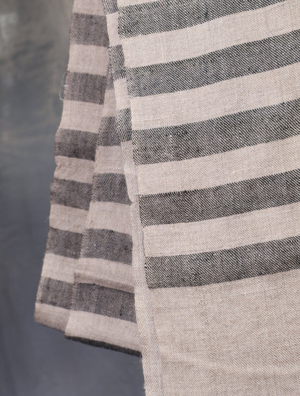 Natural and Black Plaid Pure Cashmere Pashmina Shawl– Handwoven Luxury