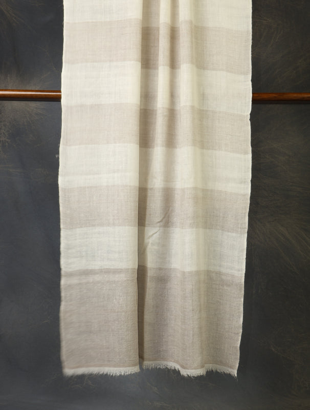 Ivory and Natural Plaid Pure Cashmere Pashmina Scarf – Handwoven Luxury