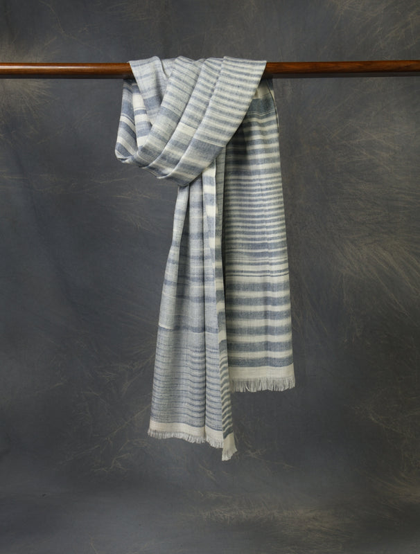 Grey Plaid Cashmere Check Scarf Pashmina – Handwoven Luxury