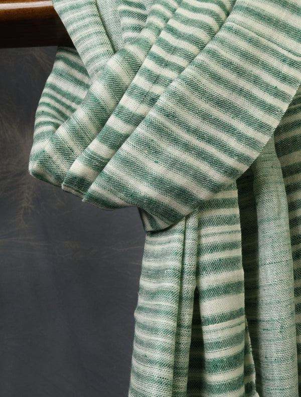 Sea Green Plaid Cashmere Check Scarf Pashmina – Handwoven Luxury – detail view