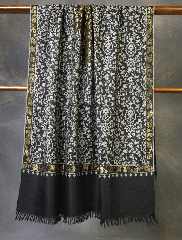 2.5 yard Black Kani Cashmere Pashmina Shawl – detail view