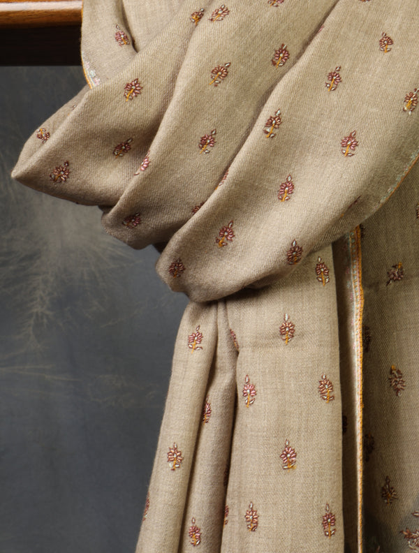 Natural Boteh Embroidery Pashmina Cashmere Scarf – detail view