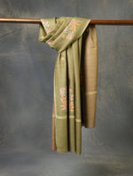 Green And Natural Base Reversible Motif Embroidery Cashmere Pashmina Shawl