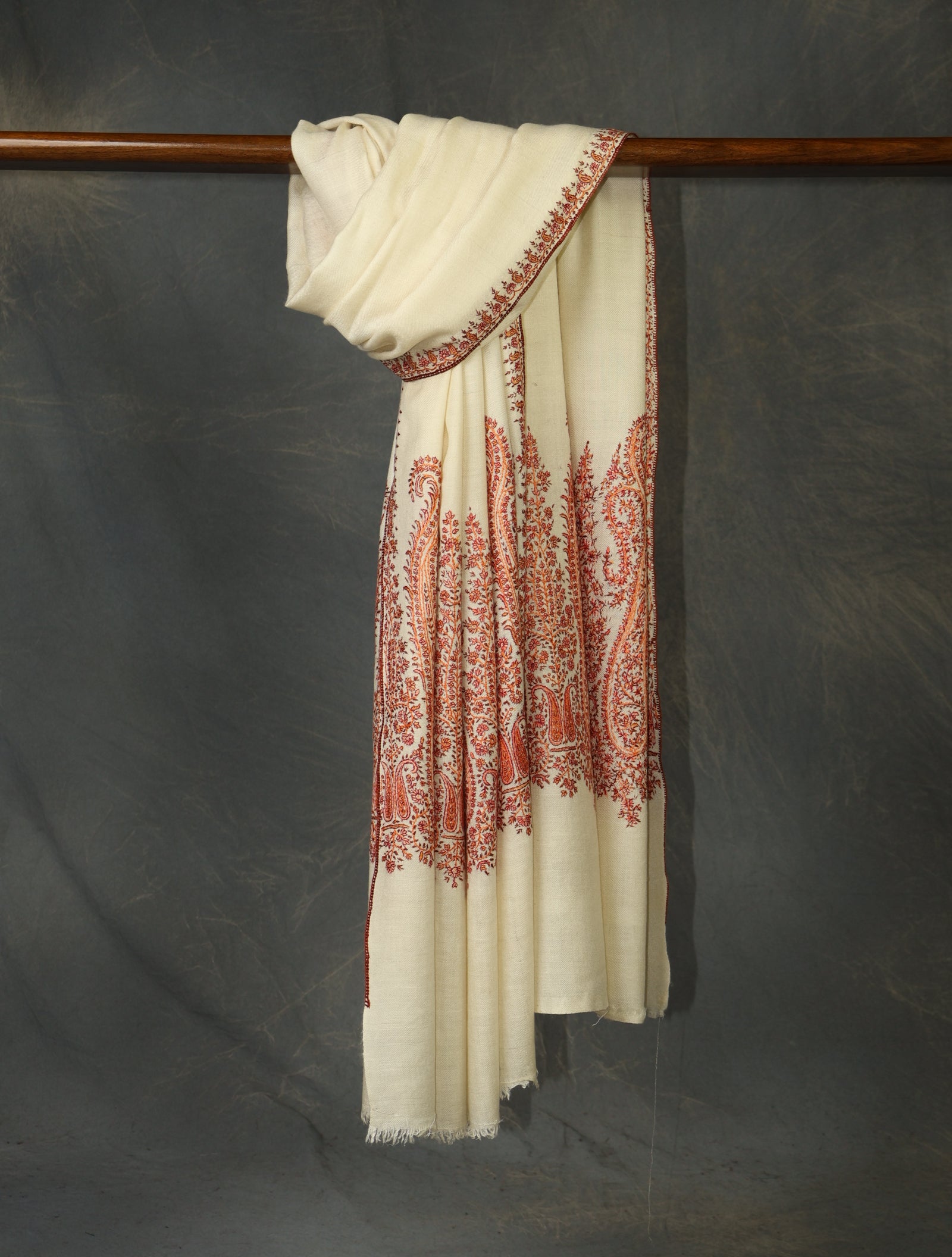 Ivory Base Big Border Embroidery Cashmere Pashmina Shawl – purekashmir.com