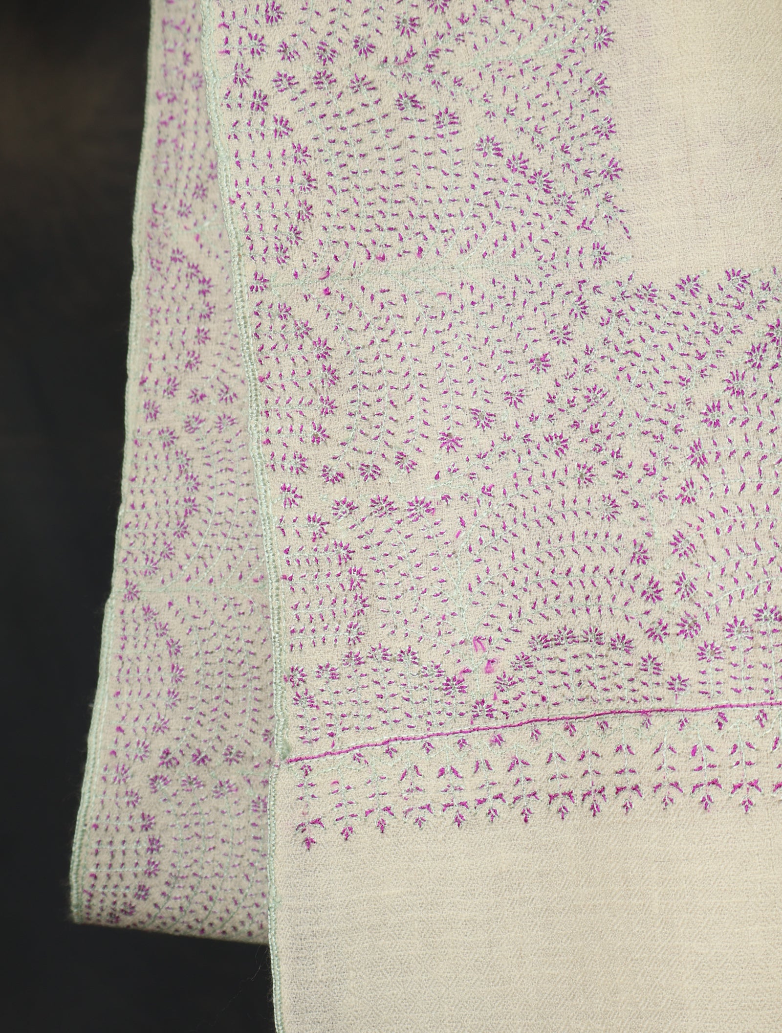 Ivory Base Big Border Embroidery Cashmere Pashmina Shawl – purekashmir.com