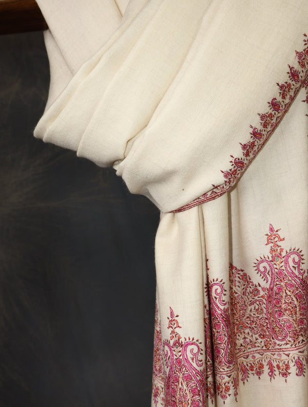 Ivory Base Big Border Embroidery Cashmere Pashmina Shawl — pashmina shawl detail