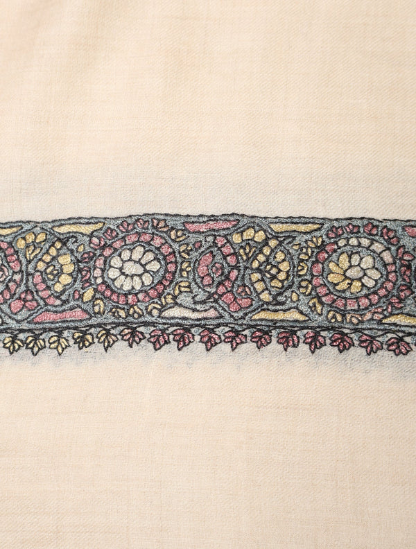 Ivory Base Pashmina Mussar With Grey Tone – detail view