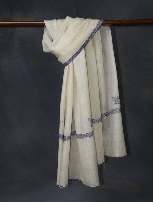 Ivory colour with Blue Small Border Embroidery Cashmere Pashmina Scarf — Sozni border embroidery pashmina shawl from Kashmir