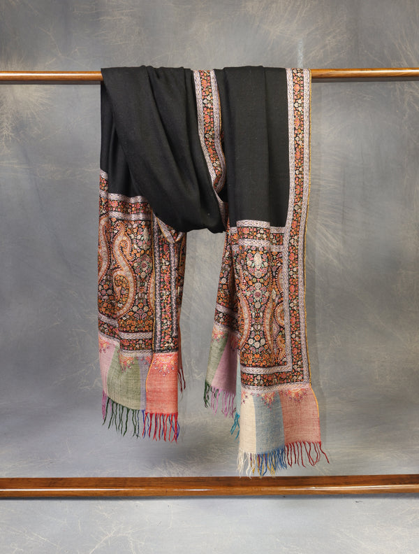 3 yard Black Big Border Embroidery Cashmere Pashmina Shawl – detail view