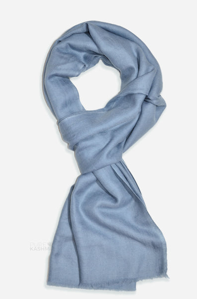 Closeup Graphite grey cashmere scarf