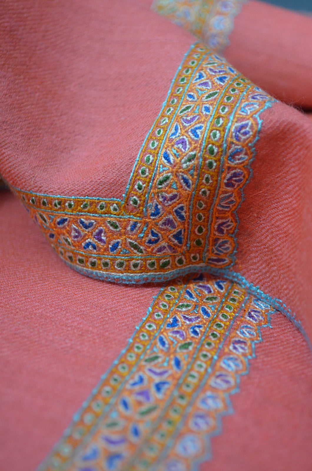 Blush Cashmere Pashmina Border Embroidery Shawl