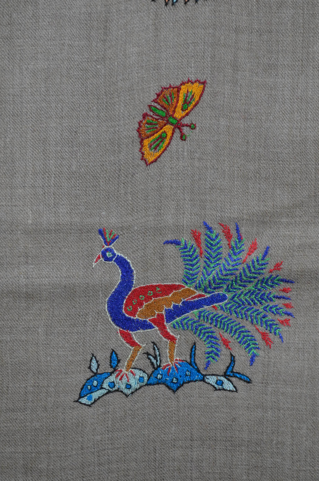 Natural Base peacock Embroidery Cashmere Pashmina Shawl