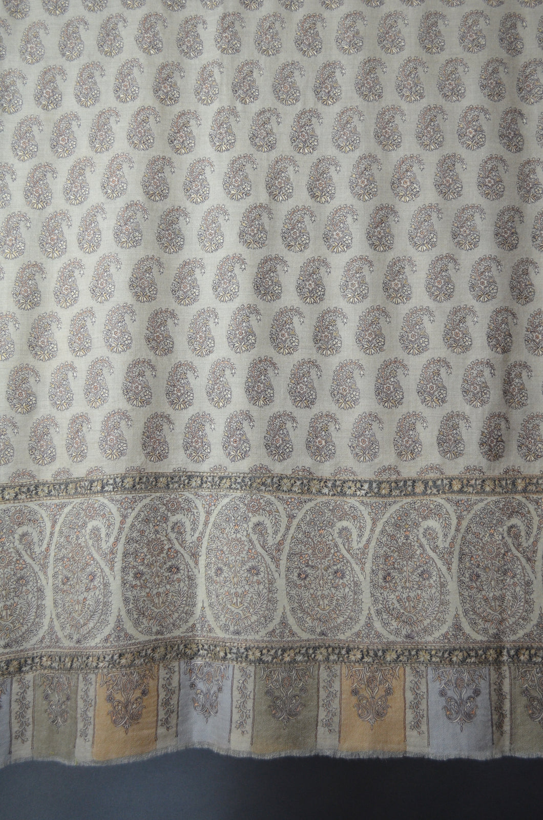 Un Dyed Natural Jamawar Embroidery Pashmina Shawl