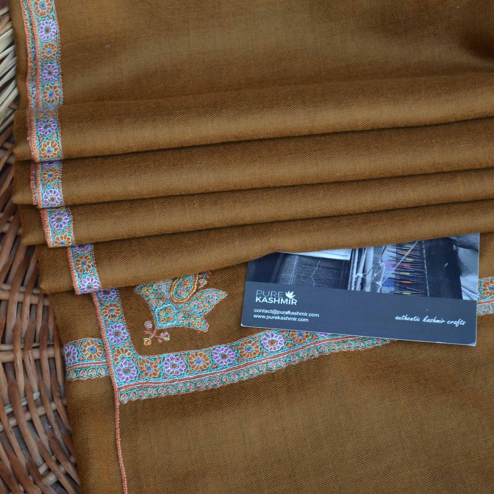 pure kashmiri pashmina border embroidery shawl