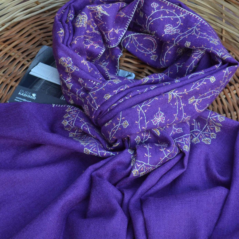 Embroidered kashmir cashmere wool scarf made my kashmiri artisans