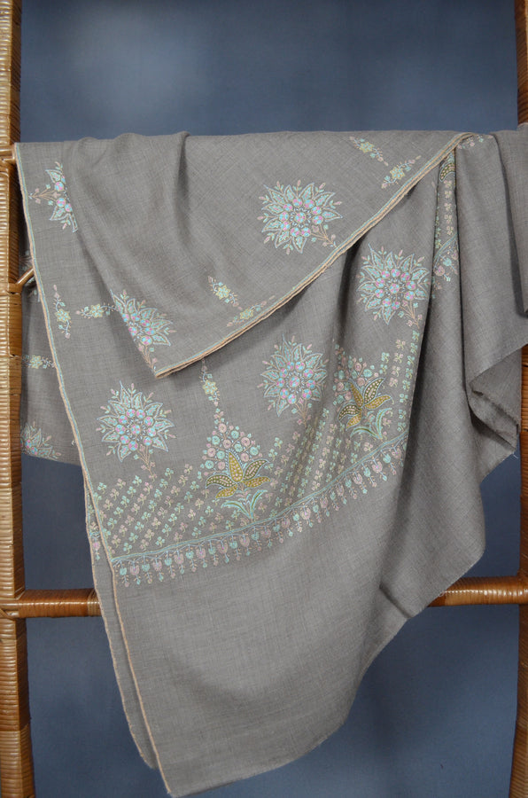 Un Dyed Natural Big Border Embroidery Cashmere Pashmina Shawl