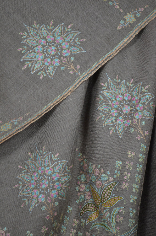 Un Dyed Natural Big Border Embroidery Cashmere Pashmina Shawl