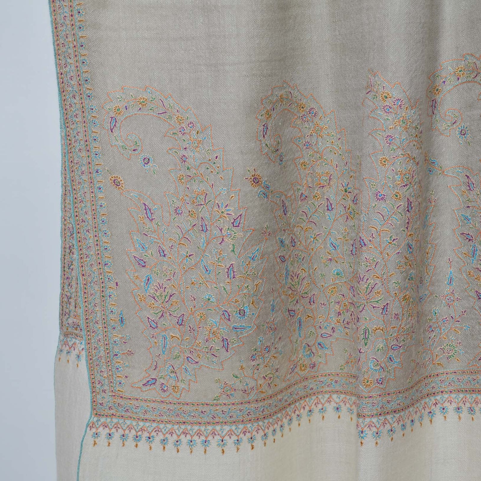 Natural Big Border Embroidery Cashmere Pashmina Shawl