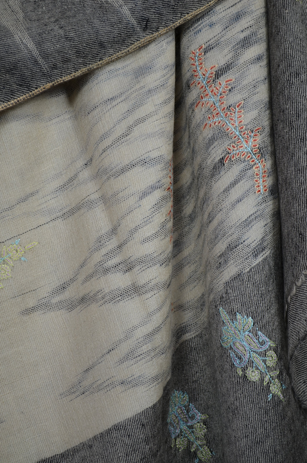 Grey & Ivory Ikat Pattern Motif Embroidery Pashmina Cashmere Shawl