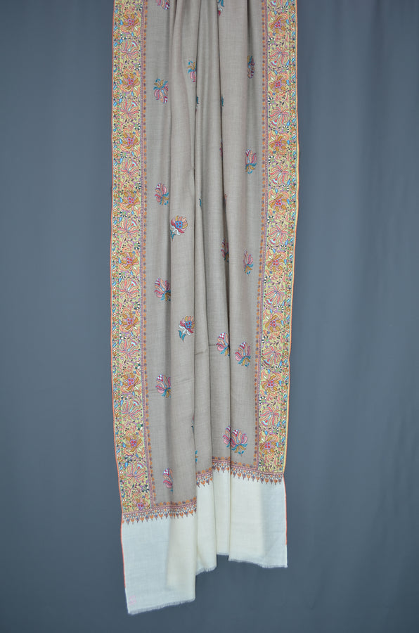 Un Dyed Natural Big Border Embroidery Cashmere Pashmina Shawl with Beautiful Motifs