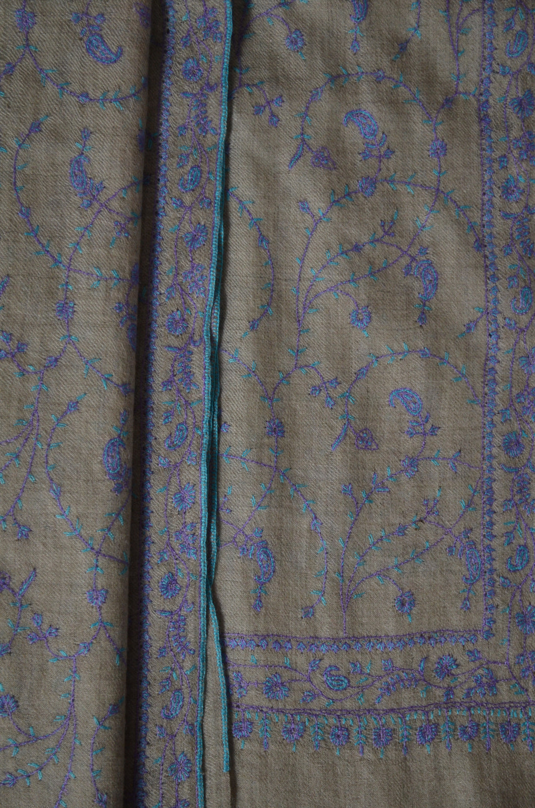 Un Dyed Natural Jali Embroidery Cashmere Pashmina Scarf